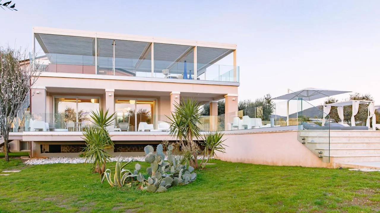 Villa La Perla tra gli Ulivi 12 San Vincenzo Italia